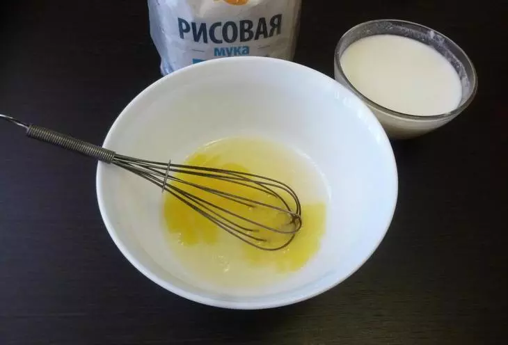 Блинчики на рисовой муке "кружевные" #масленица2023: шаг 1