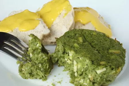 Маффины из брокколи и цыплёнка в дуэте.: шаг 6