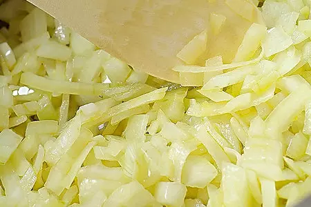 Суп с голубым сыром: шаг 3