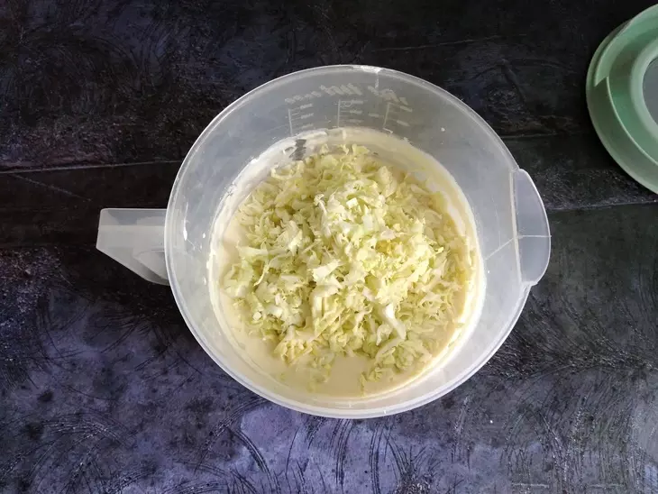 Блины с припёком из капусты "капустные творожные и совсем несложные" #масленица2023: шаг 8