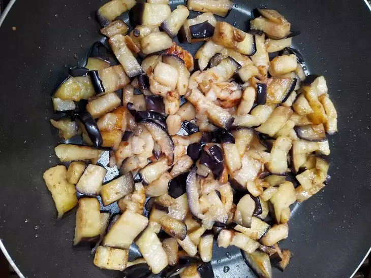 Фунчоза с овощами и грибами: шаг 5