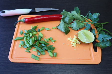 Азиатский салат из свити с имбирём и кинзой: шаг 5