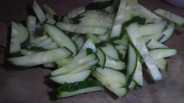 Салат с овощами и тофу с хмели-сунели: шаг 1