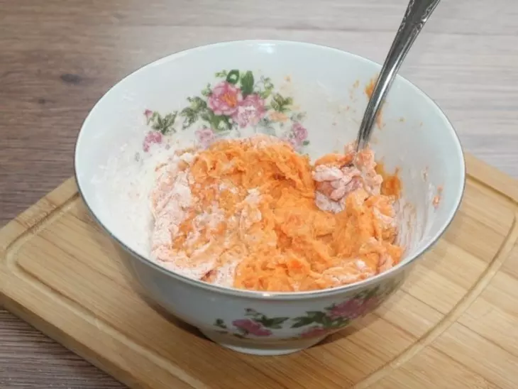 Морковные "пуговицы" с ореховым соусом: шаг 4