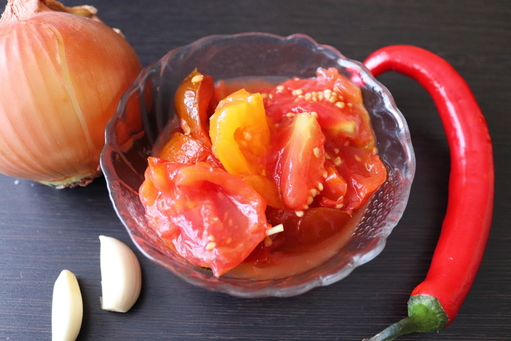 Мидии в томатном соусе с чесноком: шаг 2