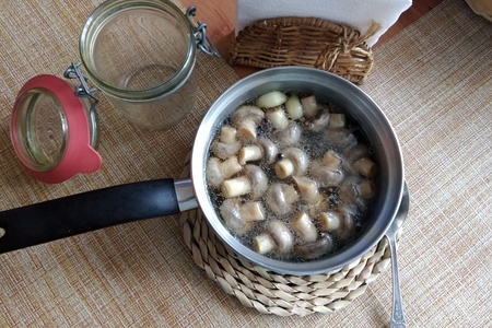 Quick marinated champignons for baked potatoes: step 4