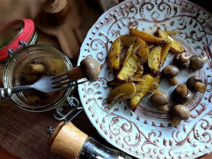 Быстрые маринованные шампиньоны к печёному картофелю: шаг 9