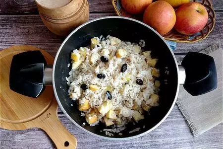 Каша рисовая фруктовая с мёдом и корицей: шаг 5
