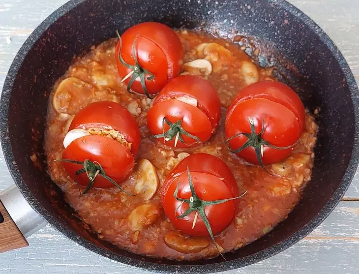 Помидоры фаршированные шампиньонами и орехами: шаг 17