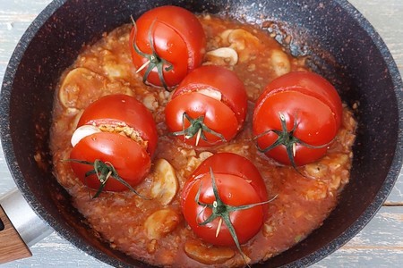 Tomatoes stuffed with champignons and nuts: step 17