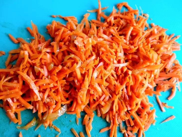 Слоёный салат с кускусом: шаг 6