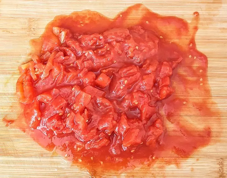 Пельменный рулет с картофелем и томатным соусом: шаг 11