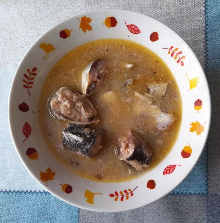 Суп с рыбой и горошком: шаг 6