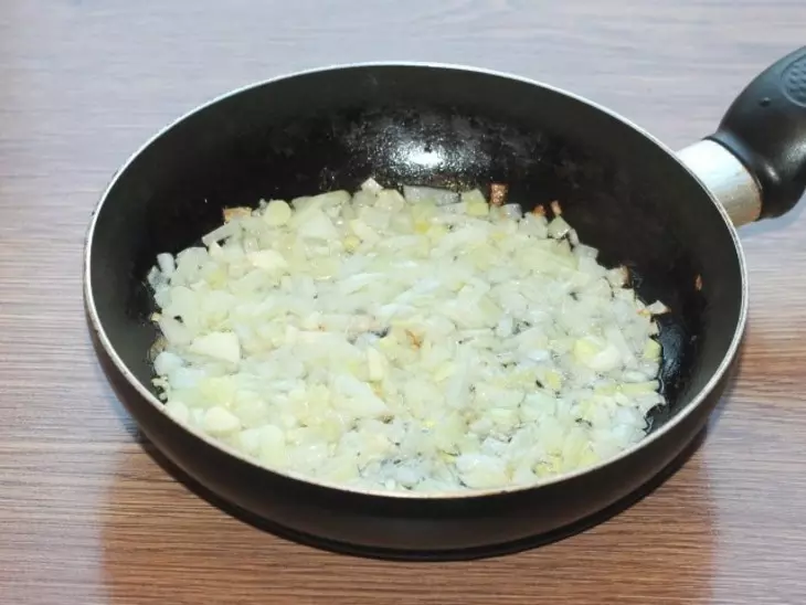 Пельмени-ракушки с овощами и соусом: шаг 10