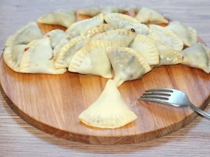 Пельмени-ракушки с овощами и соусом: шаг 14