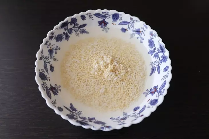 Каша "дружба" с вешенками и белыми грибами: шаг 2