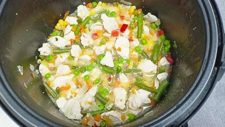 Мексиканская смесь с курицей - рецепт правильного питания в мультиварке: шаг 4