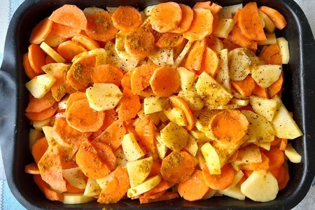 Пряные запечённые картофель и морковь: шаг 7