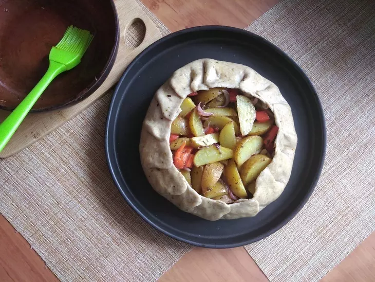 Ржано-пшеничная галета с печёным картофелем и болгарским перцем: шаг 10