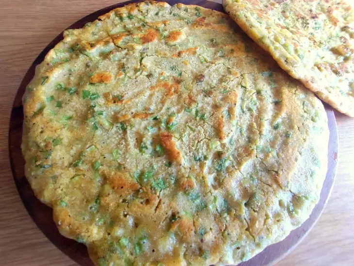 Гороховые лепёшки с луком: шаг 8