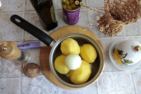 Картофельное пюре с оливками: шаг 1