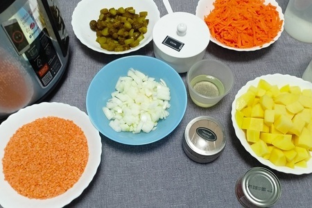 Постный суп с чечевицей и огурцами — рецепт супчика в мультиварке: шаг 2