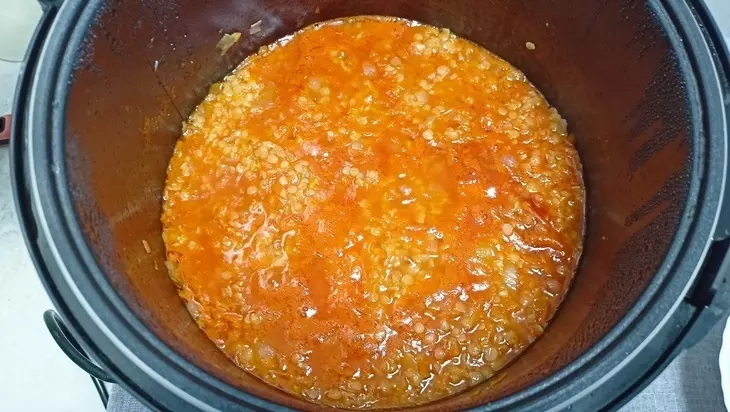 Постный суп с чечевицей и огурцами — рецепт супчика в мультиварке: шаг 4