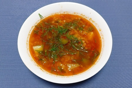 Постный суп с чечевицей и огурцами — рецепт супчика в мультиварке: шаг 6