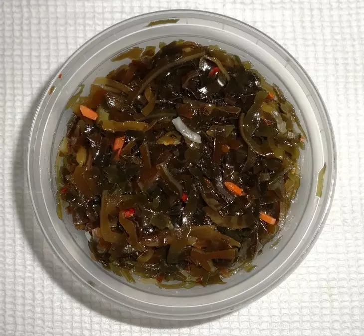 Салат с морской капустой, запечённой тыквой и горошком: шаг 6