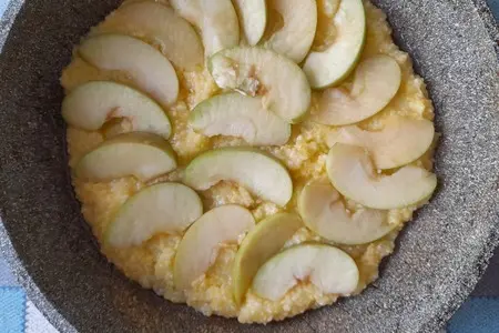 Запечённая кукурузная каша с яблоками: шаг 6