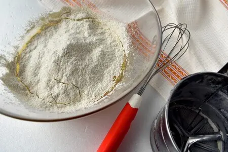 Постная яблочная шарлотка на апельсиновом соке: шаг 4