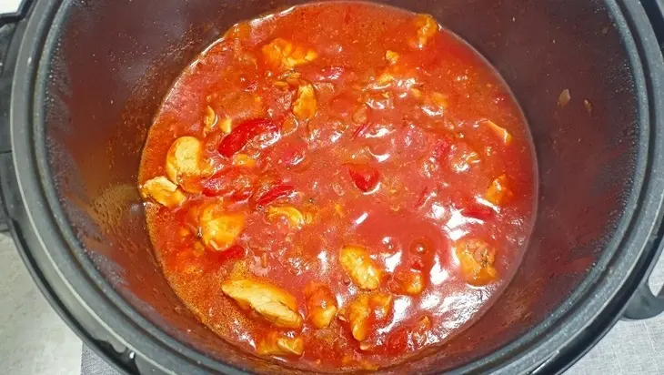 Каччиаторе курица по-итальянски — рецепт ужина в мультиварке: шаг 5