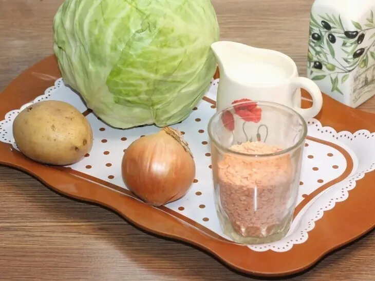 Суп-пюре из чечевицы и капусты: шаг 1