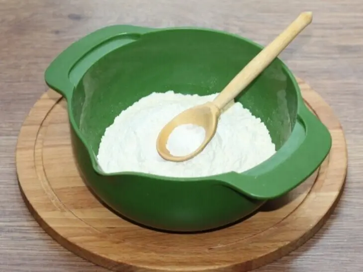 Овощные блинчики с кабачком и морковью: шаг 8