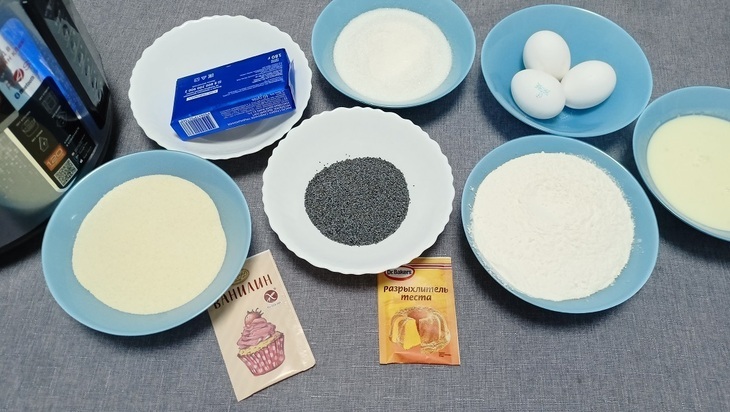 Ананасовый манник на йогурте с маком — рецепт выпечки в мультиварке: шаг 1