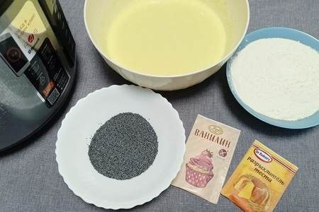 Ананасовый манник на йогурте с маком — рецепт выпечки в мультиварке: шаг 4