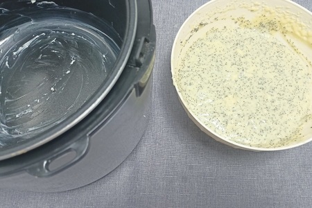 Ананасовый манник на йогурте с маком — рецепт выпечки в мультиварке: шаг 5