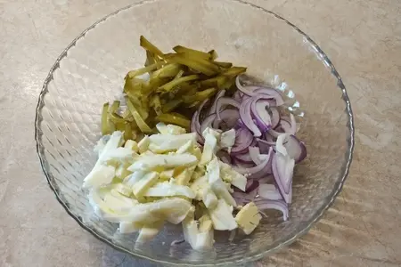 Салат с жаренными кабачками, фасолью и беконом #махеевъ: шаг 3
