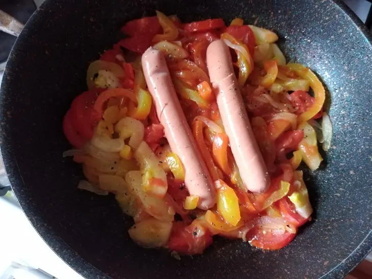 Яичница в кукурузной лепёшке с овощами #махеевъ: шаг 8