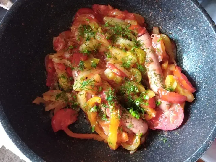 Яичница в кукурузной лепёшке с овощами #махеевъ: шаг 9