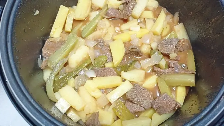Азу по-татарски - вкусный рецепт готовки в мультиварке: шаг 5