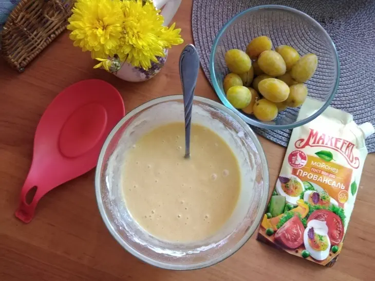 Сливовый пирог на майонезе #махеевъ: шаг 3
