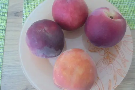 Персики с грецкими орехами и джемом #махеевъ в тесте: шаг 4