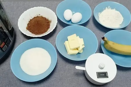 Брауни с бананами — рецепт вкусной выпечки в мультиварке: шаг 1