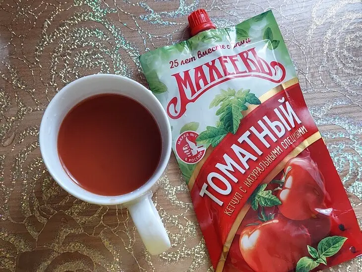 Рулетики из кабачков, запеченные в томатном соусе #махеевъ: шаг 6