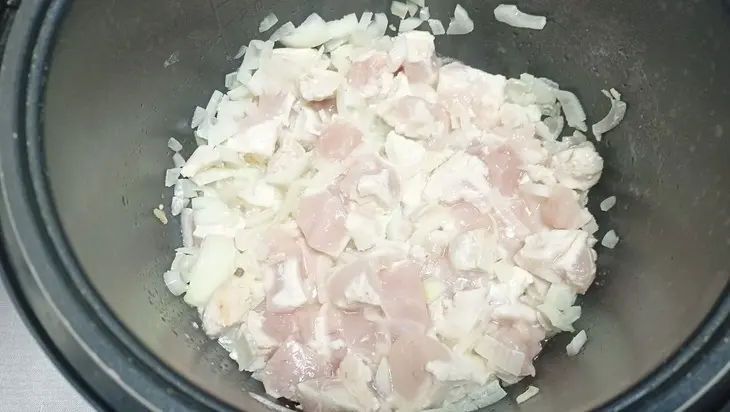 Полевой суп с курицей — рецепт вкусного супа в мультиварке: шаг 3