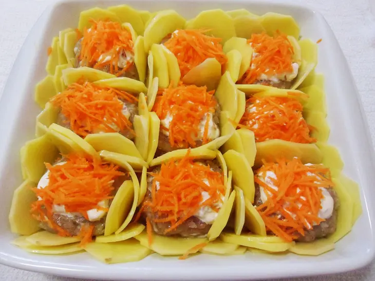 Котлеты с картошкой, запеченные в духовке: шаг 8