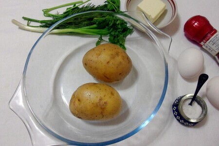 Запеченный картофель с яйцом-пашот в микроволновке: шаг 2