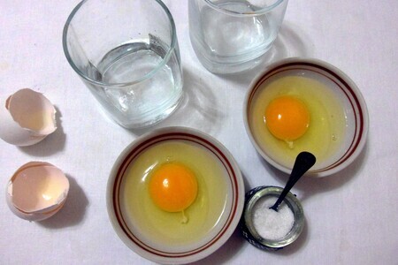 Запеченный картофель с яйцом-пашот в микроволновке: шаг 3