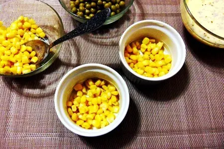 Омлет с брынзой и овощами в микроволновке: шаг 3